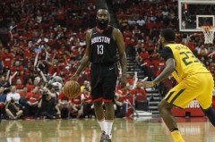 哈登回归亚利桑那州大男篮训练，球迷期待新赛季精彩表现